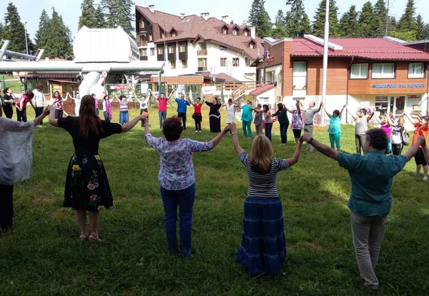 Заключително обучение по първи етап на програма „Едно училище за всички“ се проведе в Боровец