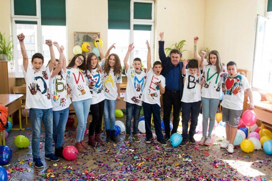 Дни на приобщаването 2017: Ученици от цяла България търсят Учителя, който обича всички