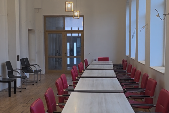 DMS Campaign to Complete the Roof of the Old School in the Village of Sturhel